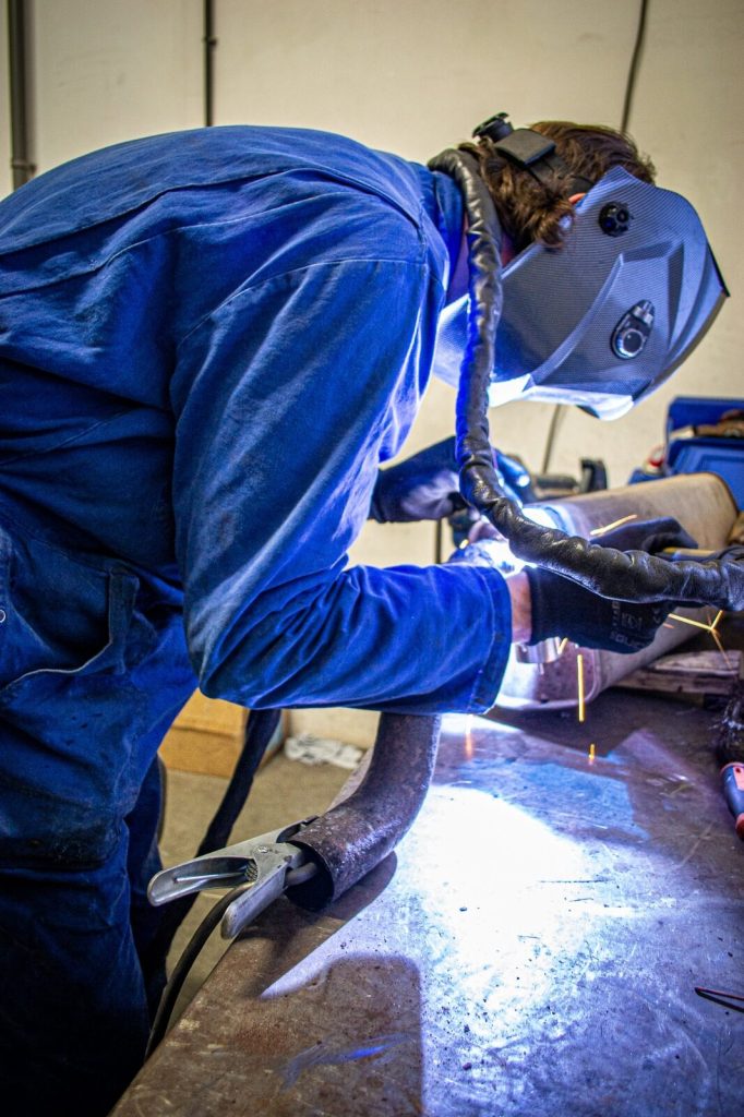 Uitlaat op maat werkplaatsimpressie